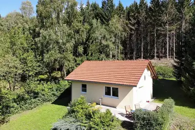Magnifique maison de vacances privée avec Wifi, Tv, terrasse, animaux admis et parking
