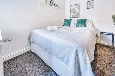 Image de Elegant 6br Southsea Escape - Work & Family Stays