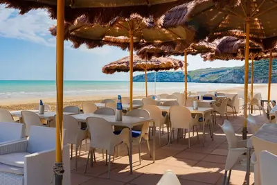 Image de Agréable appartement pour 4 personnes avec climatisation, Tv, terrasse et parking