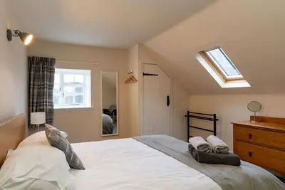 Image de Merveilleuse maison de vacances privée avec Wifi, Tv, patio, animaux admis et parking