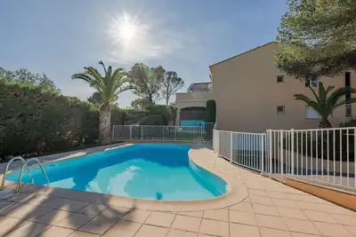 Image de Confortable appartement pour 4 personnes avec piscine, Wifi, Tv, terrasse et parking