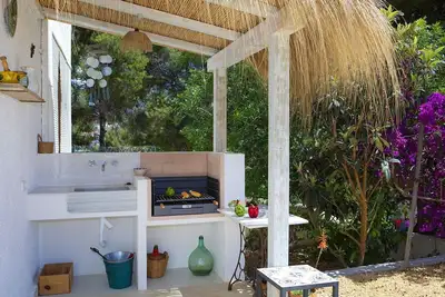 Image de Belle maison de vacances privée avec climatisation, Wifi, piscine privée, Tv, terrasse, parking