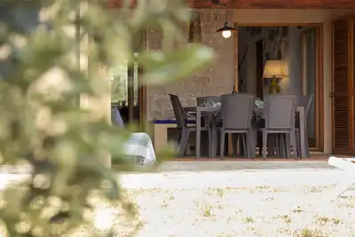 Image de Belle maison de vacances privée avec climatisation, Tv, patio, animaux admis et parking