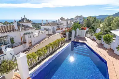 Image de Merveilleuse maison de vacances privée avec Wifi, climatisation, piscine privée, Tv et terrasse