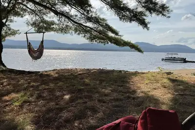 Image de Beautiful lake house right on Sacandaga Lake!