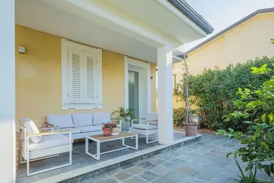 Image de Bel appartement pour 7 personnes avec Wifi, climatisation, Tv, patio, animaux admis et parking
