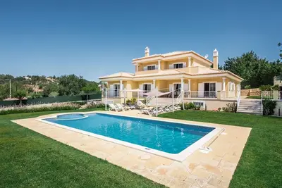 Maison de vacances privée avec piscine privée, Wifi, climatisation, Tv, terrasse, vue panoramique