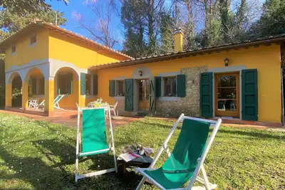 Image de Merveilleuse maison de vacances privée avec Wifi, animaux admis, vue panoramique et parking