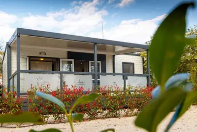 Image de Bel appartement dans une maison de vacances avec piscine, climatisation, Wifi, Tv, terrasse, parking