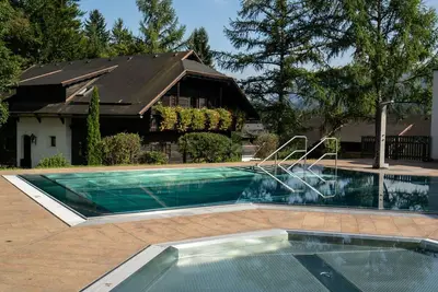 Image de Joli appartement pour 4 personnes avec piscine, Wifi, Tv, animaux admis et parking