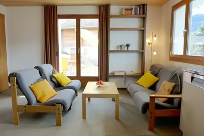 Joli appartement pour 6 personnes avec Wifi, Tv, patio, vue panoramique et parking