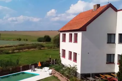 Image de Maison de vacances privée avec Wifi, piscine privée, Tv, terrasse, vue panoramique, parking