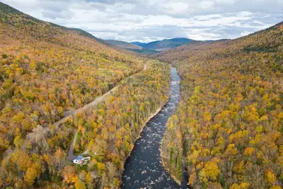 Image de Riverside cottage with hot tub - Le chaga - Pet friendly!