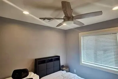 9 Bedrooms & 7 Baths — Single Story; Min 3 nights