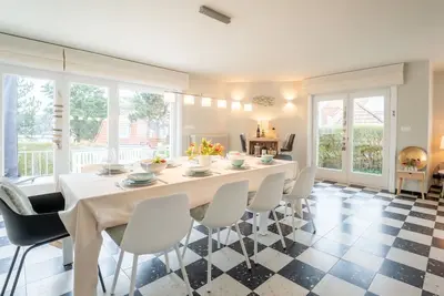 Image de Belle maison de vacances pour 6 personnes avec Wifi, Tv, patio et parking