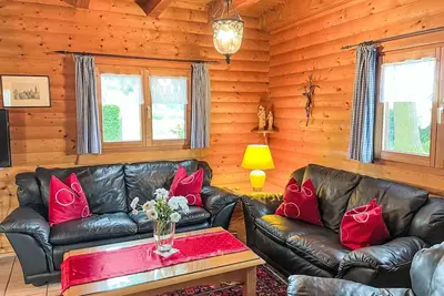 Image de Merveilleuse maison de vacances privée pour 6 personnes avec Tv, terrasse et parking