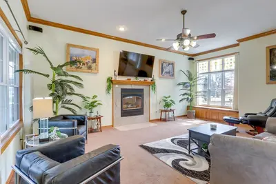 Image de Hot Tub + Deck: 'Holiday Island Fairway Estate’
