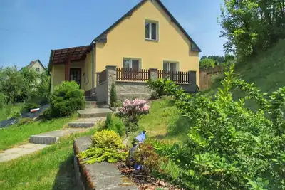 Image de Belle maison de vacances privée avec Wifi, piscine privée, terrasse, animaux admis, parking