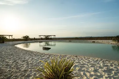 Image de Appartement avec bain à remous, climatisation, piscine, Wifi, Tv, terrasse