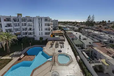 Image de Belle maison de vacances avec climatisation, Wifi, piscine, Tv, terrasse et animaux admis