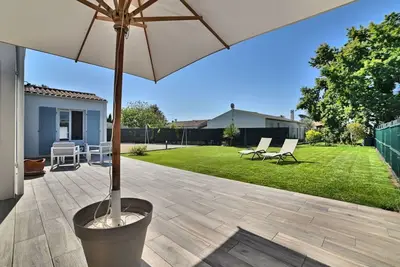 Image de Magnifique maison de vacances privée pour 4 personnes avec Wifi, Tv, terrasse et parking