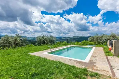 Image de Bel appartement avec piscine, Wifi, Tv, patio, animaux admis, vue panoramique et parking