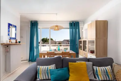 Image de Joli appartement pour 2 personnes avec climatisation, Wifi, Tv, terrasse et parking