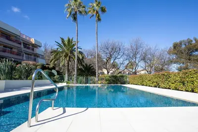 Image de Joli appartement pour 4 personnes avec piscine, Wifi, climatisation, Tv et terrasse