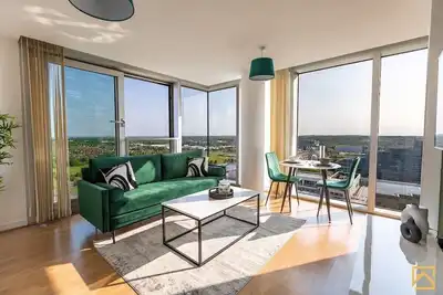 Image de Stunning 1-bed, Central Mk, Free Parking, Smart Tv