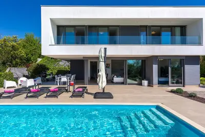 Superbe maison à Malinska
