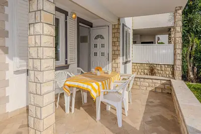 Image de Bel appartement Ă Nin avec WiFi