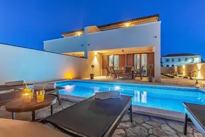 Image de Magnifique maison à Vodnjan avec sauna