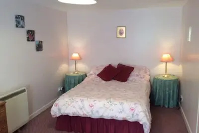Image de Belle maison de vacances privée pour 2 personnes avec Tv et parking