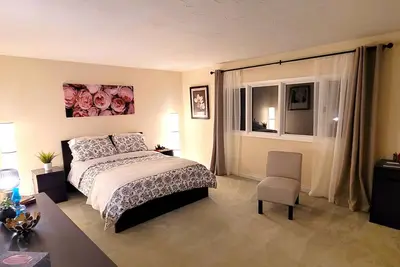 Image de Cozy Room w\/Ensuite Ba, parking near 401 Dt Guelph