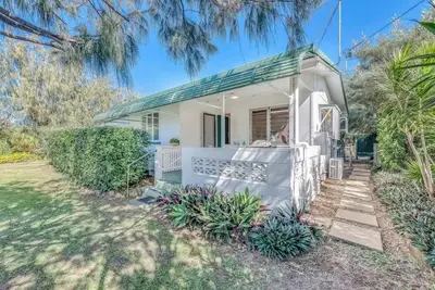 Image de Beach Shack by the Sea Innes Park