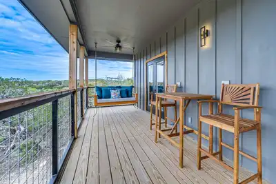 Image de Canyon Lake Home w\/ Private Deck: 5 Mi to Marina!