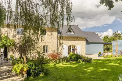 Image de Maison lumineuse avec jardin privé, proche Ste Mère Eglise, accueil chevaux possible, 2-3 pers.