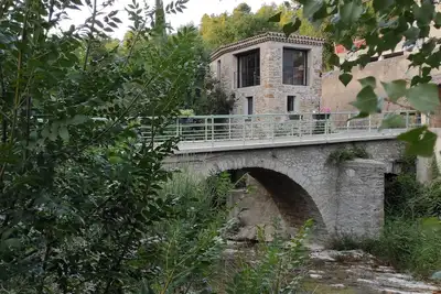 Image de Maison de caractère, en bord de rivière, au coeur de la Drôme provençale!