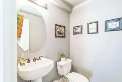 Image de Newly Renovated Game Garage! 3br Villa in Reno