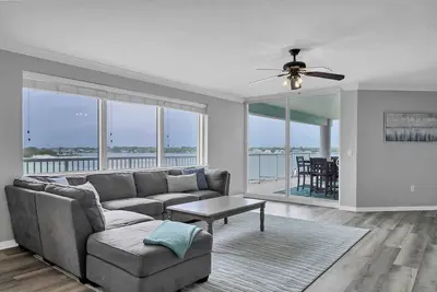 Image de DestinWest 3Bd Amenities Galore Free Beach Service