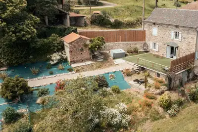 Image de Gite romantique avec spa et hammam Ă la campagne entre Cordes et Najac