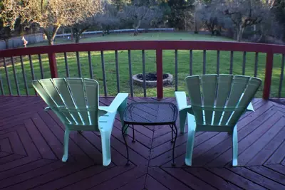 Image de Wild Orchards in the Camas Hills