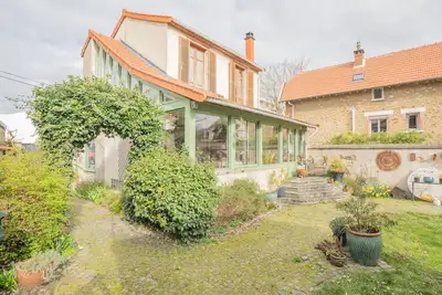 Image de La Bohème ~ Maison de 100m² ~ Avec Jardin de 200m², Proche Paris et Rer A