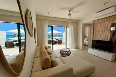 Image de Exclusive beachfront penthouse