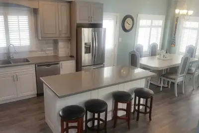 Image de Casa Blanca Cottage - 7 Minute walk to Crystal Beach