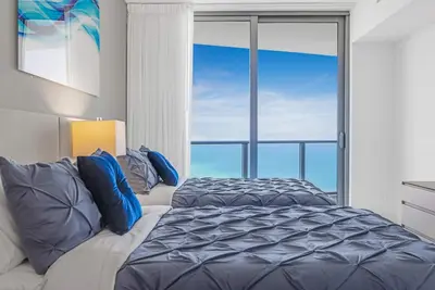 Image de ★★★★★ 2bdr Condo Oceanview Balcony / Beachfront Resort