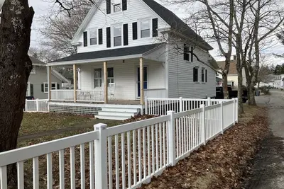 Image de In town home in Northeast Harbor, in Acadia National Park, shopping, and more!