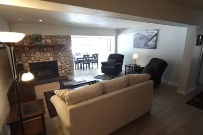 Image de St. Mary's Landing 950 sq ft 2 bedroom condo. At 10, 000 feet!