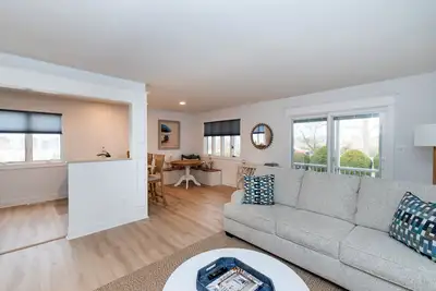Image de Newly renovated in 2024. Short walk to everything Cape May has to offer.