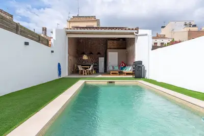 Image de Merveilleuse maison de vacances avec climatisation, Wifi, piscine privée, Tv, patio et parking